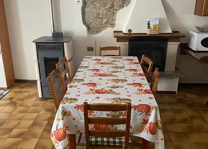 Con Vista Sul Gruppo Dell'adamello * Malonno